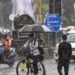 india-monsoon-live:-imd-points-crimson-alert-in-mumbai-as-heavy-downpour-causes-waterlogging