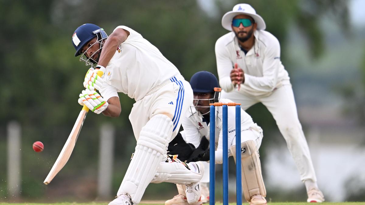 buchi-babu-event-|-ton-up-sarfaraz-places-mumbai-in-a-commanding-place-in-opposition-to-tnca-xi