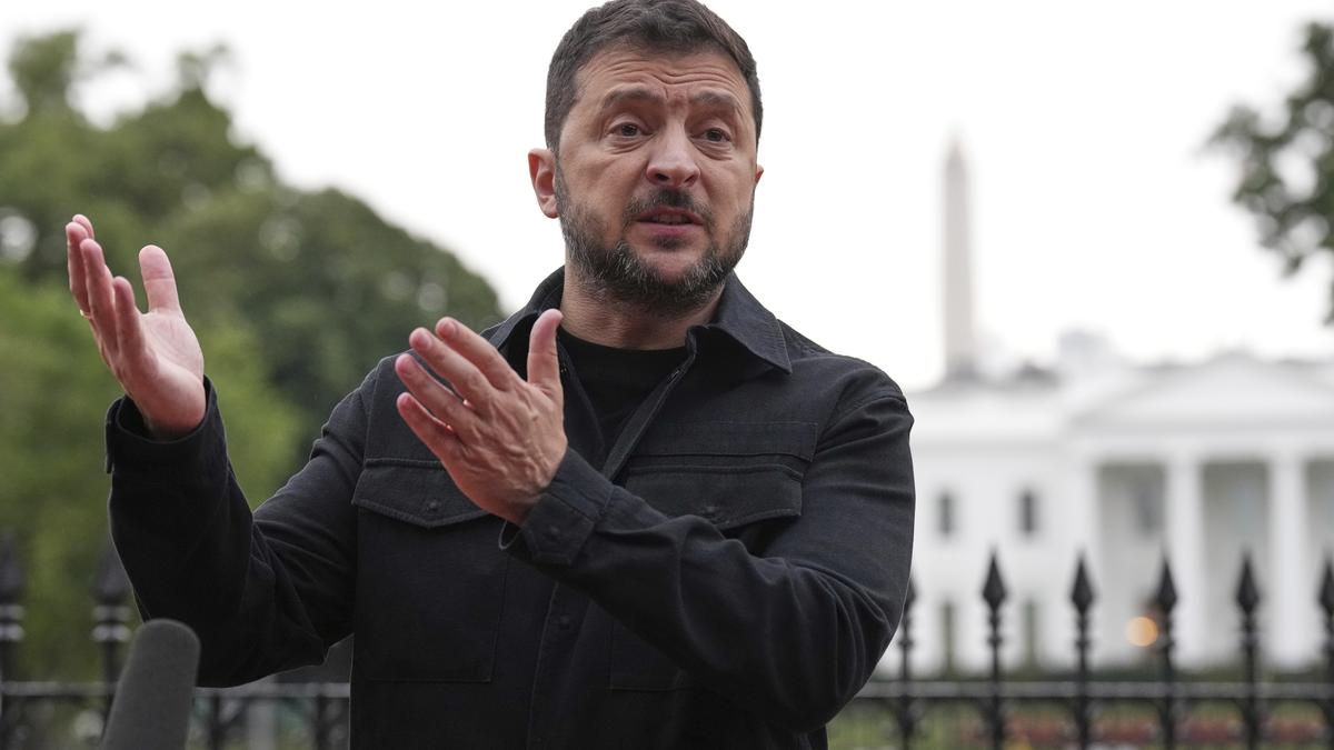 first-safety-ensures,-then-putin-summit,-zelenskyy-says