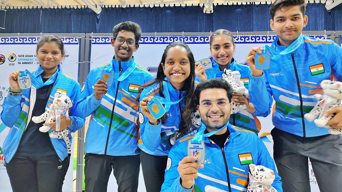 india-sweeps-the-three-blended-air-rifle-gold-medals-in-asian-championship