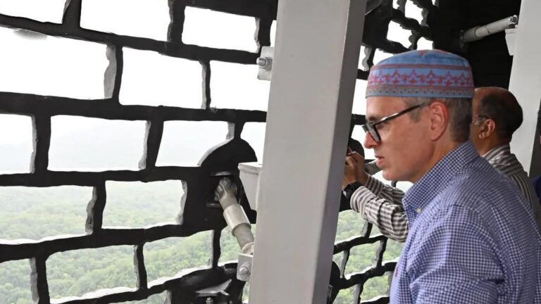 good-to-see-omar-abdullah-having-fun-with-go-to-to-statue-of-unity:-pm-modi