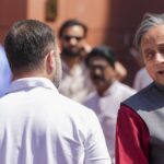 he-has-his-causes:-shashi-tharoor-on-rahul-gandhi’s-‘useless-financial-system’-comment