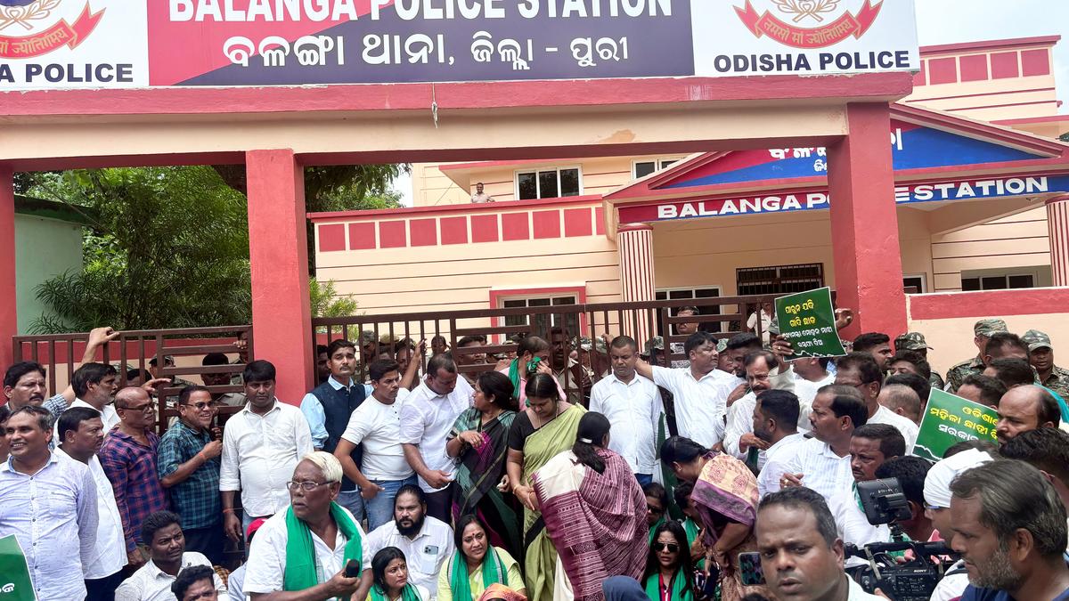 body-of-puri-lady-dropped-at-odisha-from-delhi