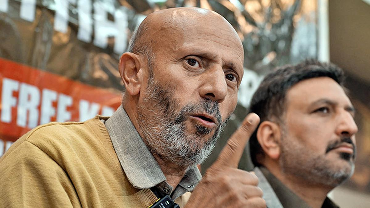 terror-funding-case:-unable-to-characterize-constituency-on-account-of-court-docket-rider,-engineer-rashid-tells-hc