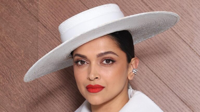 deepika-padukones-reel-turns-into-most-viewed-on-instagram-with-1.9-billion-views