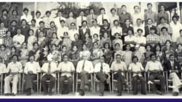 doctors-really-feel-the-heartbeat-of-their-alma-mater
