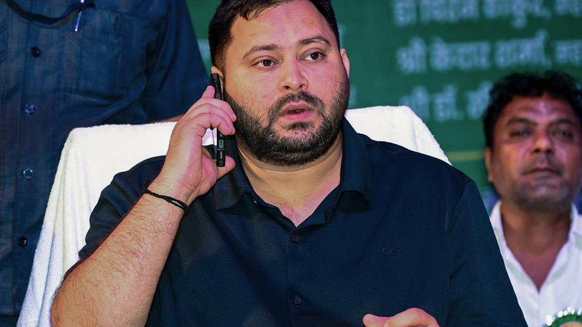 ahead-of-the-bihar-election,-tejashwi-yadav-pens-a-message-to-sisters-of-bihar-on-the-day-ofrakshabandhan