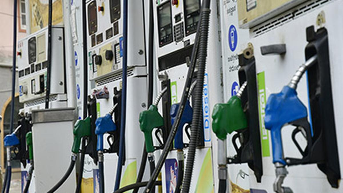petroleum-ministry-says-e20-gasoline-helps-higher-experience-high-quality,-refutes-influence-on-insurance-coverage