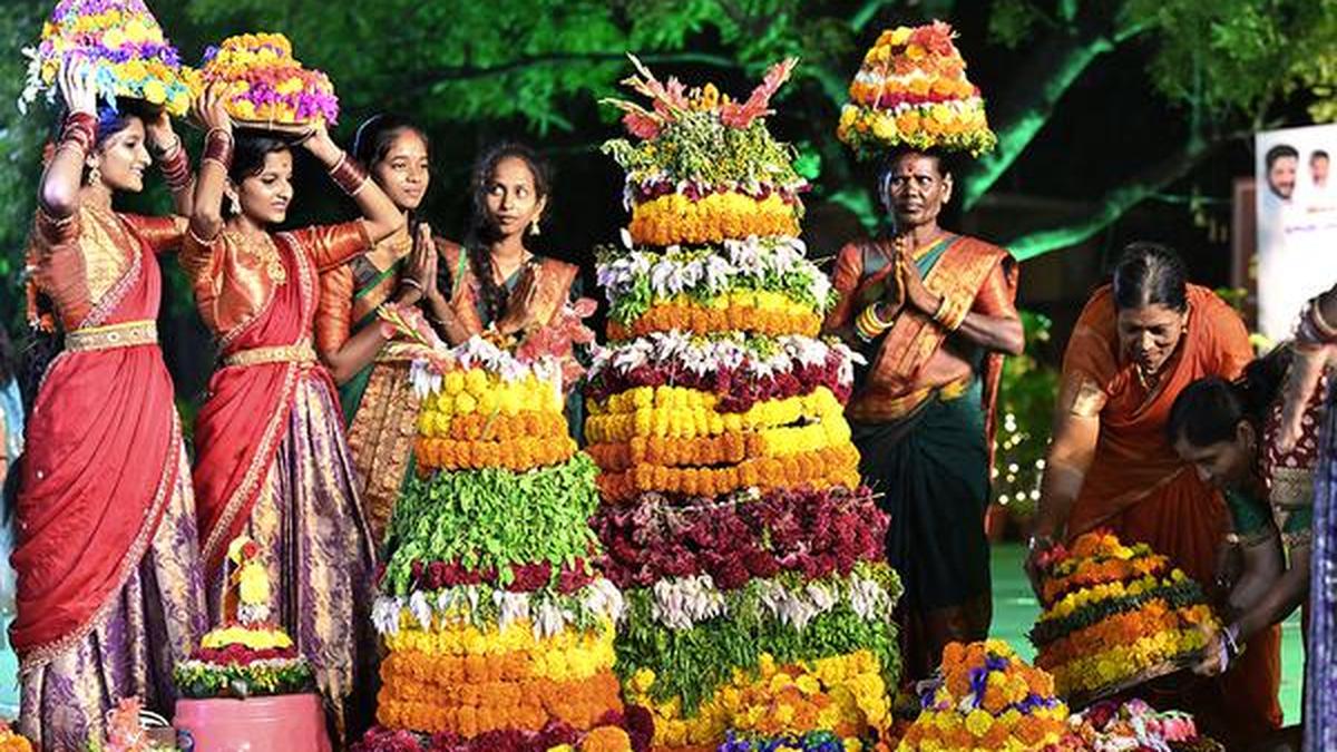 guinness-document,-carnival,-floral-holi-to-be-a-part-of-bathukamma-festivities-this-12-months
