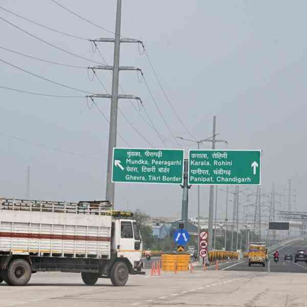 delhi-villagers-search-uer-ii-toll-exception-citing-every-day-commute,-further-burden