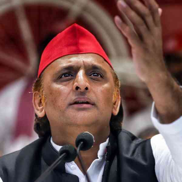 opposition-slams-up.-governments-ban-on-caste-based-political-rallies,-calls-transfer-an-eyewash