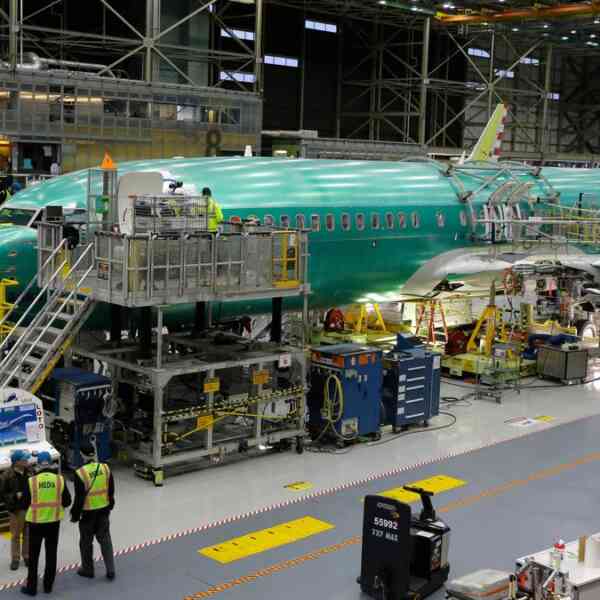 us.-faa-permits-boeing’s-to-certify-max-jets-for-flight-6-years-after-deadly-crashes