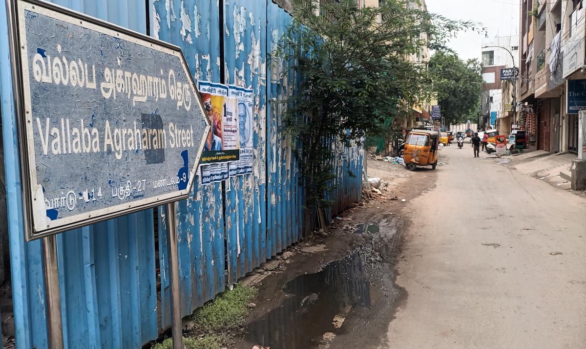 Vallabha Agraharam Street awaits civic upgrades amid daily hustle ...