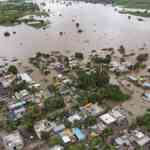 over-60-lakh-hectares-of-farms-hit-by-rains,-have-sought-reduction-from-centre,-says-fadnavis