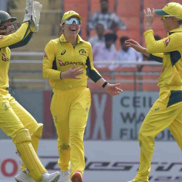 white-ball-champions-tussle-on-the-holkar-stadium