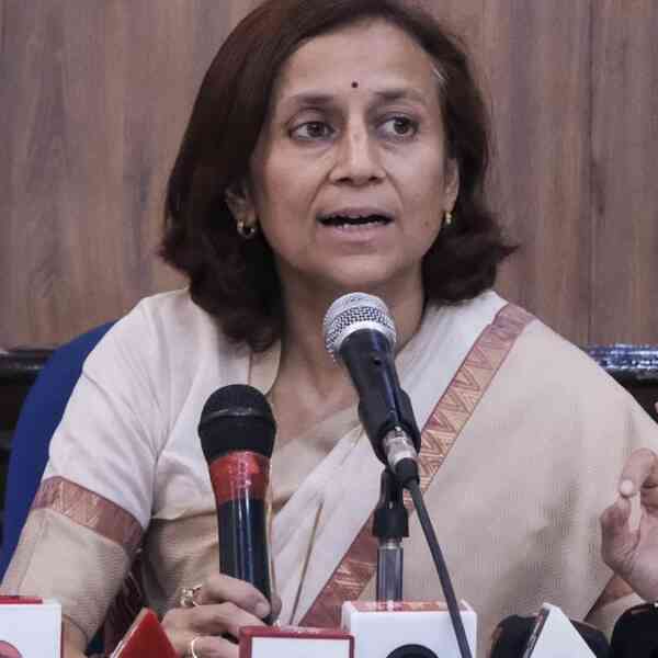 sonam-wangchuks-spouse-writes-to-president-murmu-for-his-launch,-seeks-intervention-on-witch-hunt