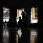 white-house-says-firings-imminent-as-plan-to-reopen-us.-authorities-collapses