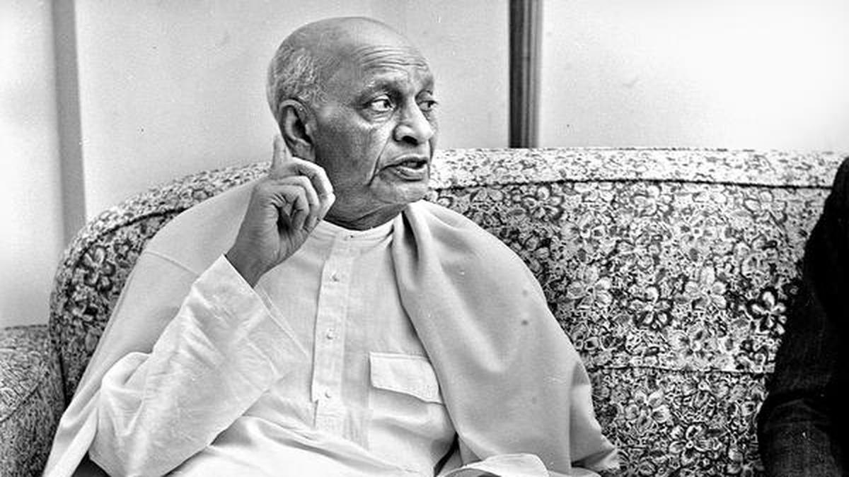 congress-reminds-pm-modi-of-sardar-patel’s-observations-on-rss
