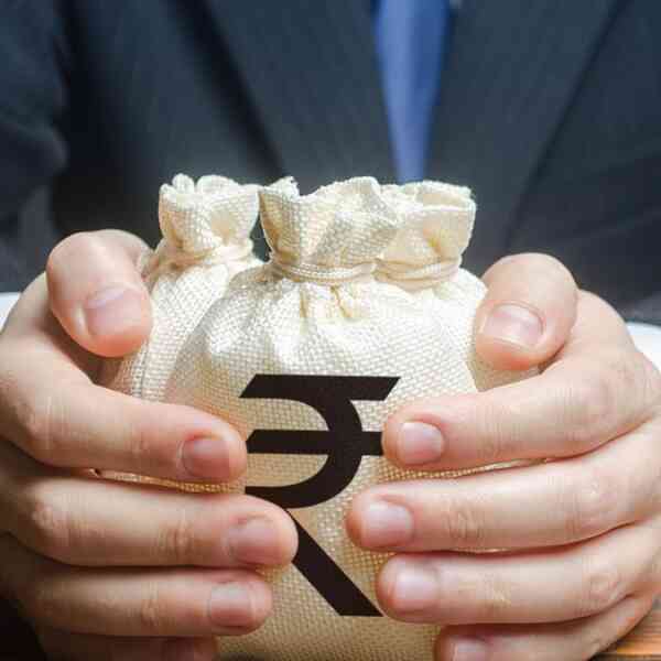 fresh-investments-by-indian-corporations-surged-to-close-15-year-excessive-within-the-first-half-of-2025-26