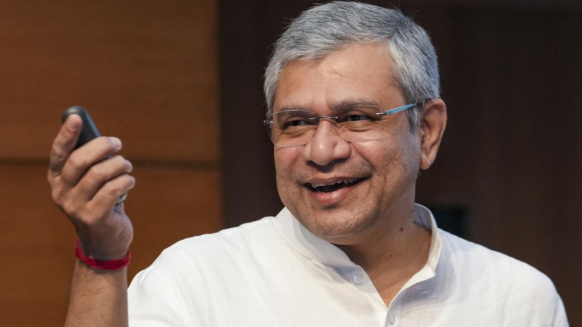electronics-element-manufacturing-scheme-receives-249-purposes:-it-ministry