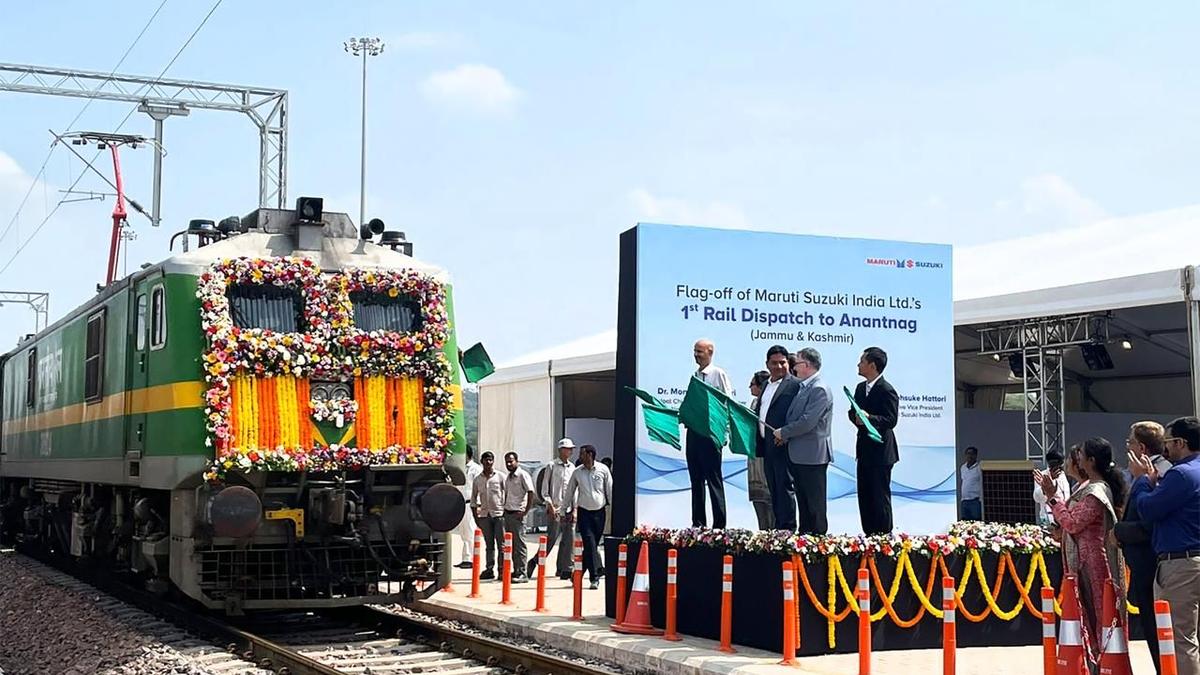 maruti-suzuki-turns-into-first-automaker-to-ship-vehicles-to-kashmir-by-rail