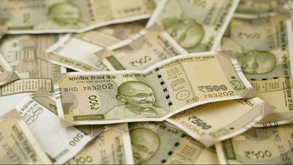 rupee-falls-7-paise-to-shut-at-8878-in-opposition-to-us.-greenback