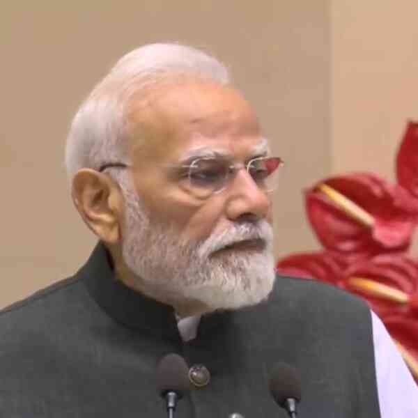 pm-modi-unveils-initiatives-price-over-62,000-crore-for-youth;-bihar-in-focus