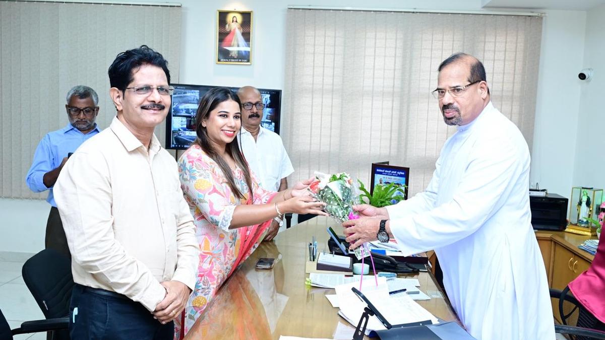 udupi-based-belief-donates-111-lakh-to-69-sufferers-battling-most-cancers-and-kidney-illnesses-at-fr.-muller-hospital