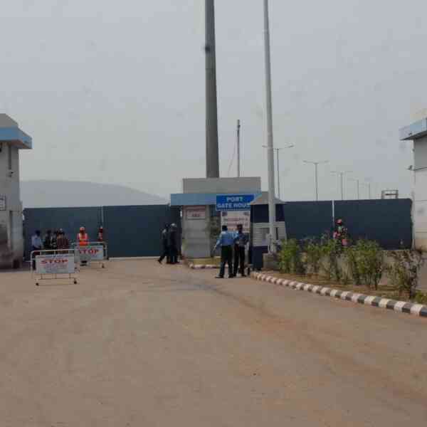 adani-to-arrange-cement-grinding-unit-at-gangavaram-port