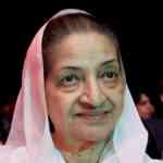 veteran-actor-sandhya-shantaram-dies-at-94;-maharashtra-cm-devendra-fadnavis-condoles-the-demise