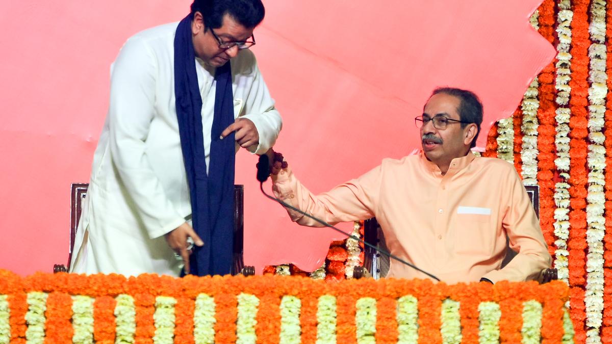 thackeray-cousins-meet-once-more-amid-alliance-buzz