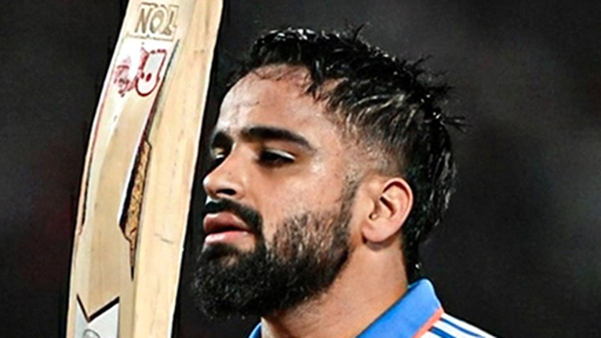 prabhsimrans-ton,-viprajs-late-cameo-seal-it-for-india-a