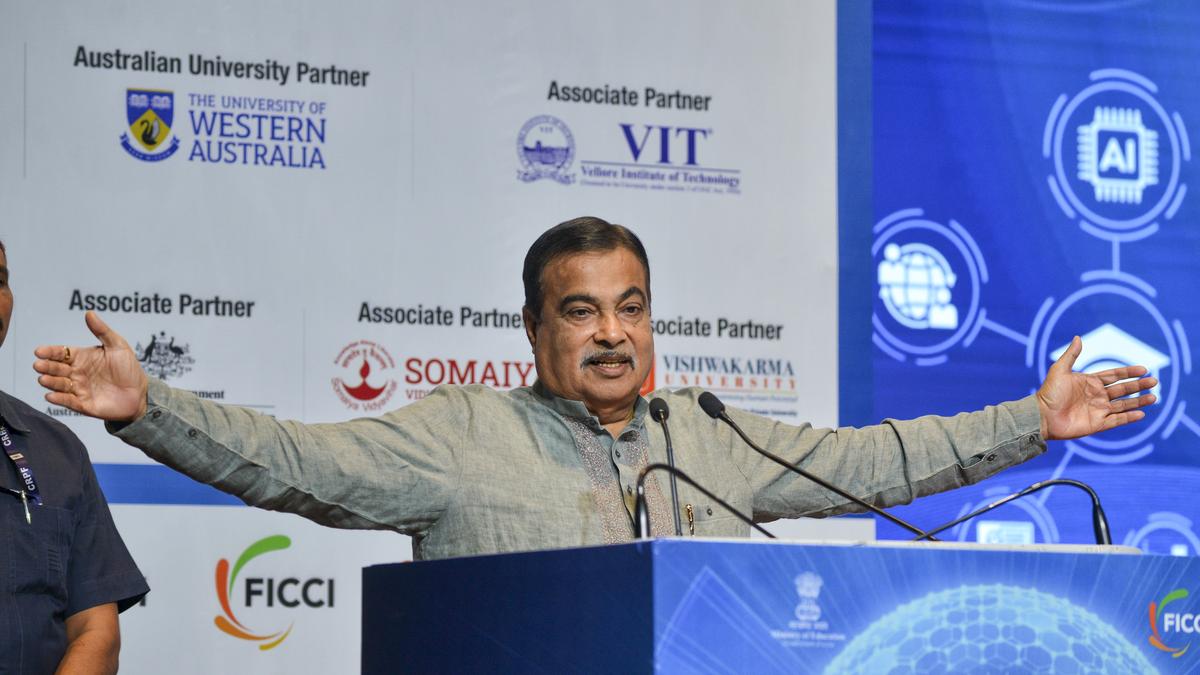 ev-costs-to-match-that-of-petrol-autos-in-4-6-months:-gadkari