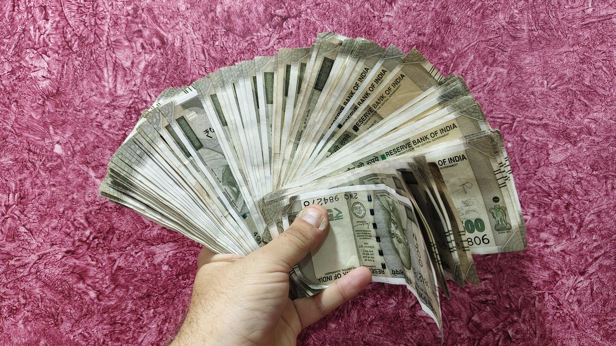 rupee-slips-1-paisa-to-8875-towards-us.-greenback-in-early-commerce