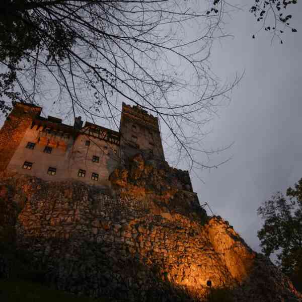 the-house-of-dracula-uncovering-the-story-of-bran-castle.
