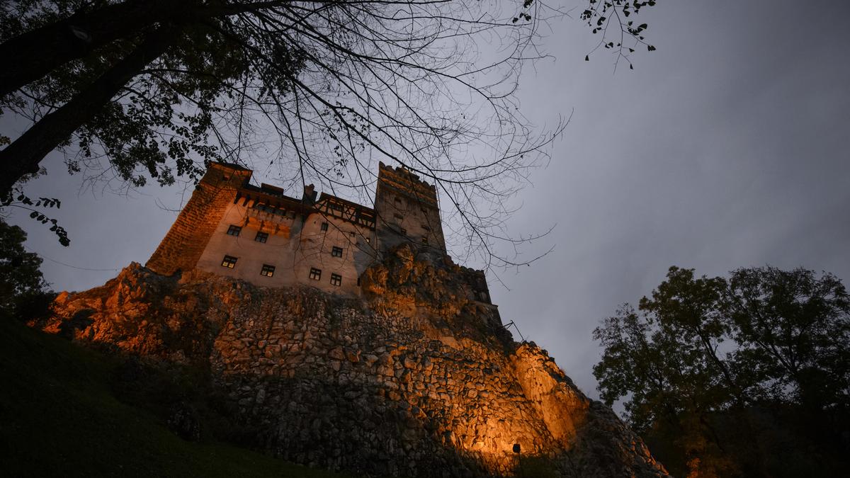 the-house-of-dracula-uncovering-the-story-of-bran-castle.