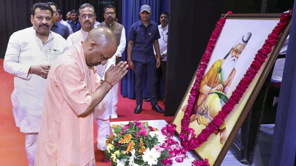 up-leaders-takes-half-in-valmiki-jayanti;-cm-yogi-declares-sanitation-employees-will-get-cash-immediately-from-govt.-company