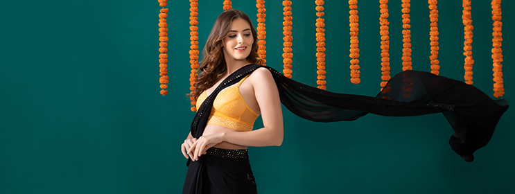 the-ultimate-guide-to-choosing-the-best-bra-for-saree-blouse