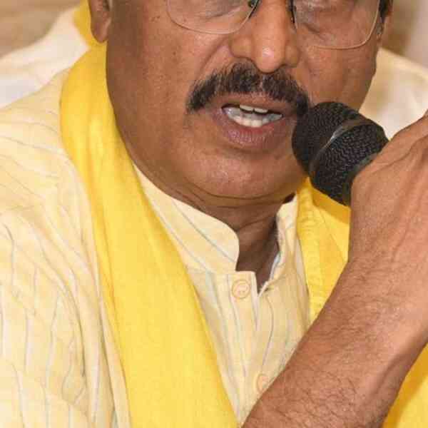 prahlad-joshi-ought-to-withdraw-his-assertion-in-opposition-to-social-and-educational-survey,-says-senior-congress-chief