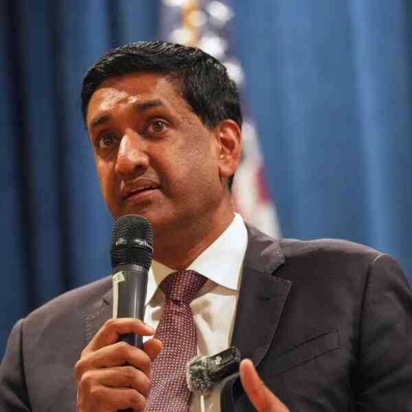 us.-lawmakers-urge-trump-to-finish-tariffs-in-opposition-to-india