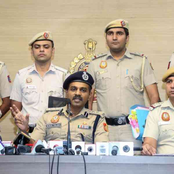 delhi-police-to-quickly-launch-mcoca-unit-to-sort-out-organised-crime-networks,-gangsters