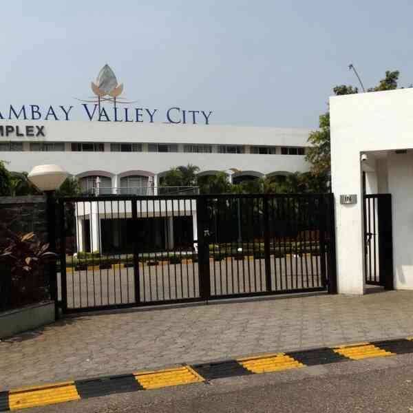 saharas-plea-to-promote-aamby-valley,-different-properties-to-adani-tentatively-set-for-october-14-supreme-court-listening-to