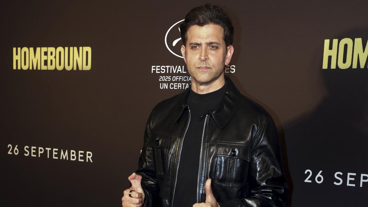hrithik-roshan-to-foray-into-ott-debut-as-producer-with-new-thriller-sequence