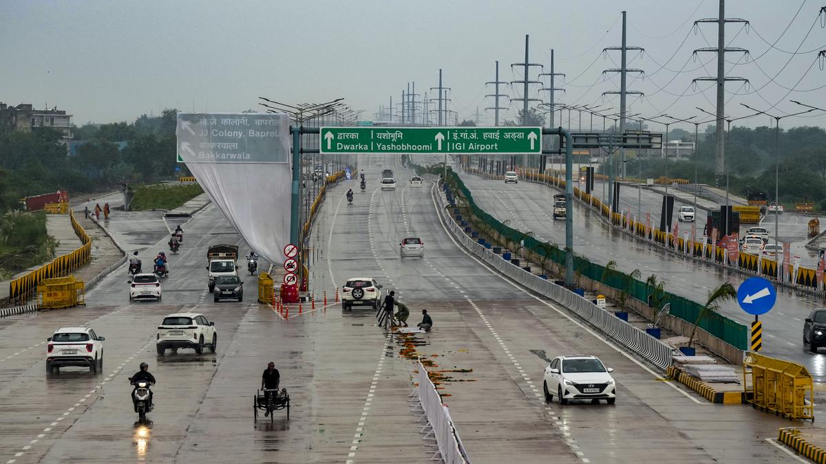 dwarka-expressway,-uer-ii-gas-housing-growth-in-delhi-ncr