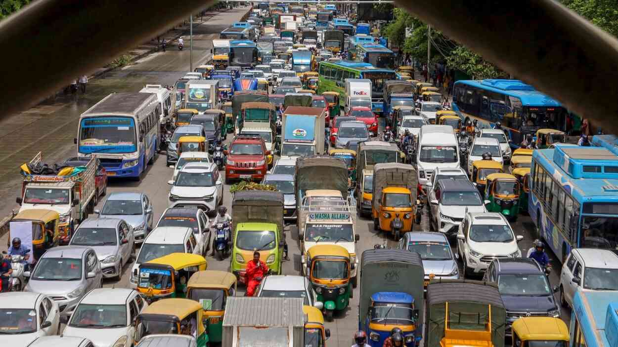 ‘fix-bengaluru-as-soon-as-for-all’:-techie-suggests-closing-it-parks-to-restore-metropolis’s-damaged-infrastructure,-web-divided