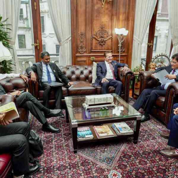 indian-crew-to-go-to-us.-this-week-for-commerce-talks