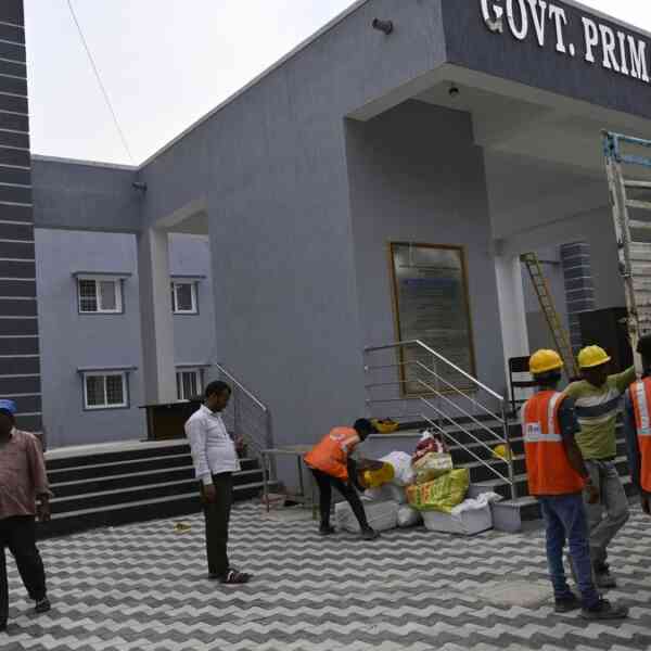 hyderabads-revamped-corporate-style-authorities-faculty-turning-heads