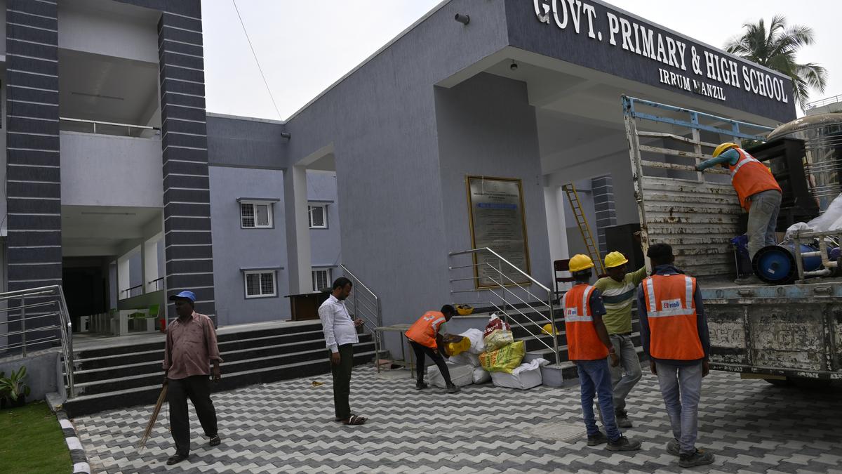 hyderabads-revamped-corporate-style-authorities-faculty-turning-heads