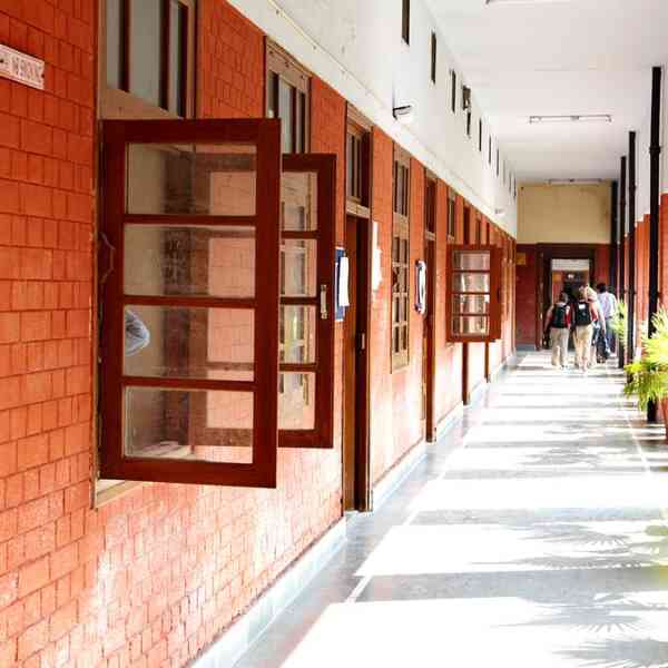 dus-examination-schedule-overlaps-with-courses,-leaves-school-puzzled