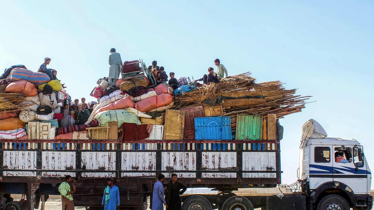 a-realignment-of-pak.-afghan-relations